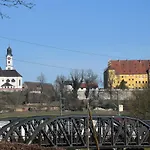 Restaurant Zur Linde Ξενοδοχείο Erbach an der Danau
