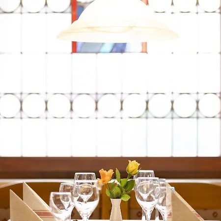 Restaurant Zur Linde Hotel 3*