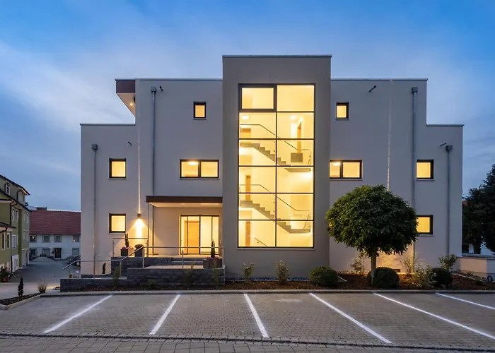 Szálloda Restaurant Zur Linde 3*