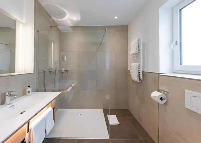 Restaurant Zur Linde Szálloda Erbach an der Danau