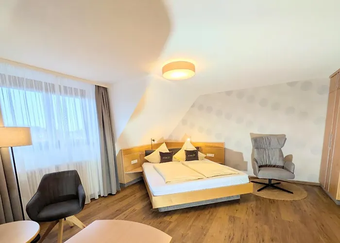 Szálloda Restaurant Zur Linde 3*